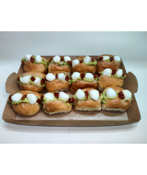 ROLL DE AGUACATE Y MOZZARELLA (12 U.)